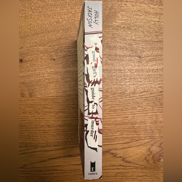 Holly Jackson
A good girls guide to murder - Picture 3 of 3